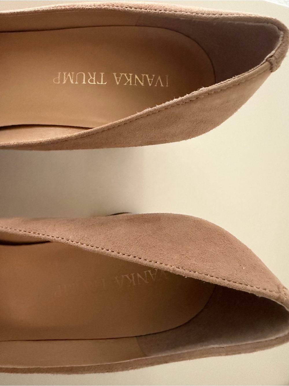 Ivanka Trump Two-Tone Suede Pumps in Beige and Black Cap Toe - Picture 4 of 7